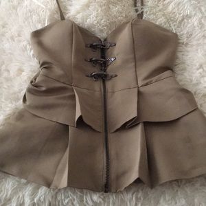 Twelve by Twelve Peblem Top